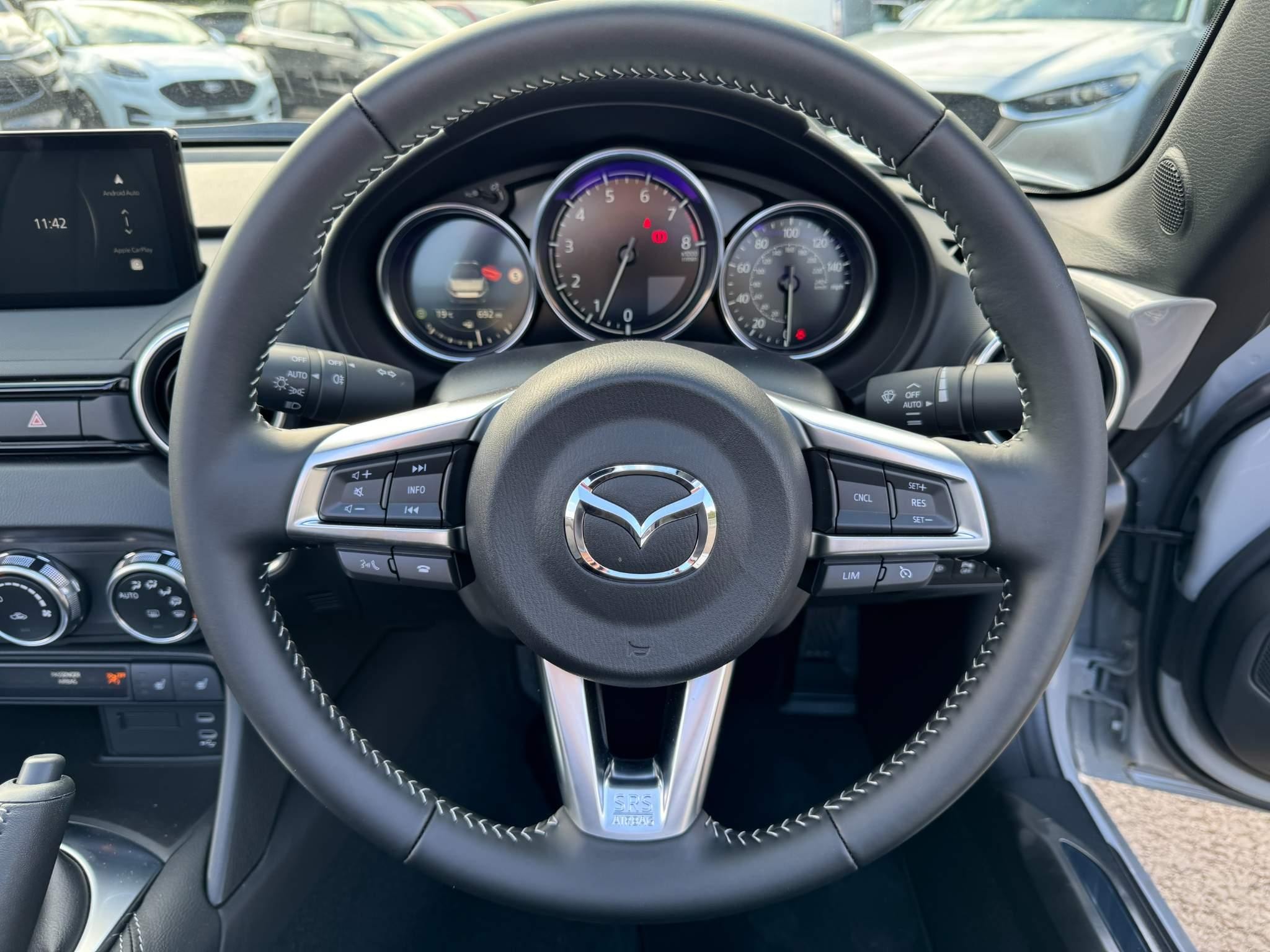 Mazda MX-5 Image 15