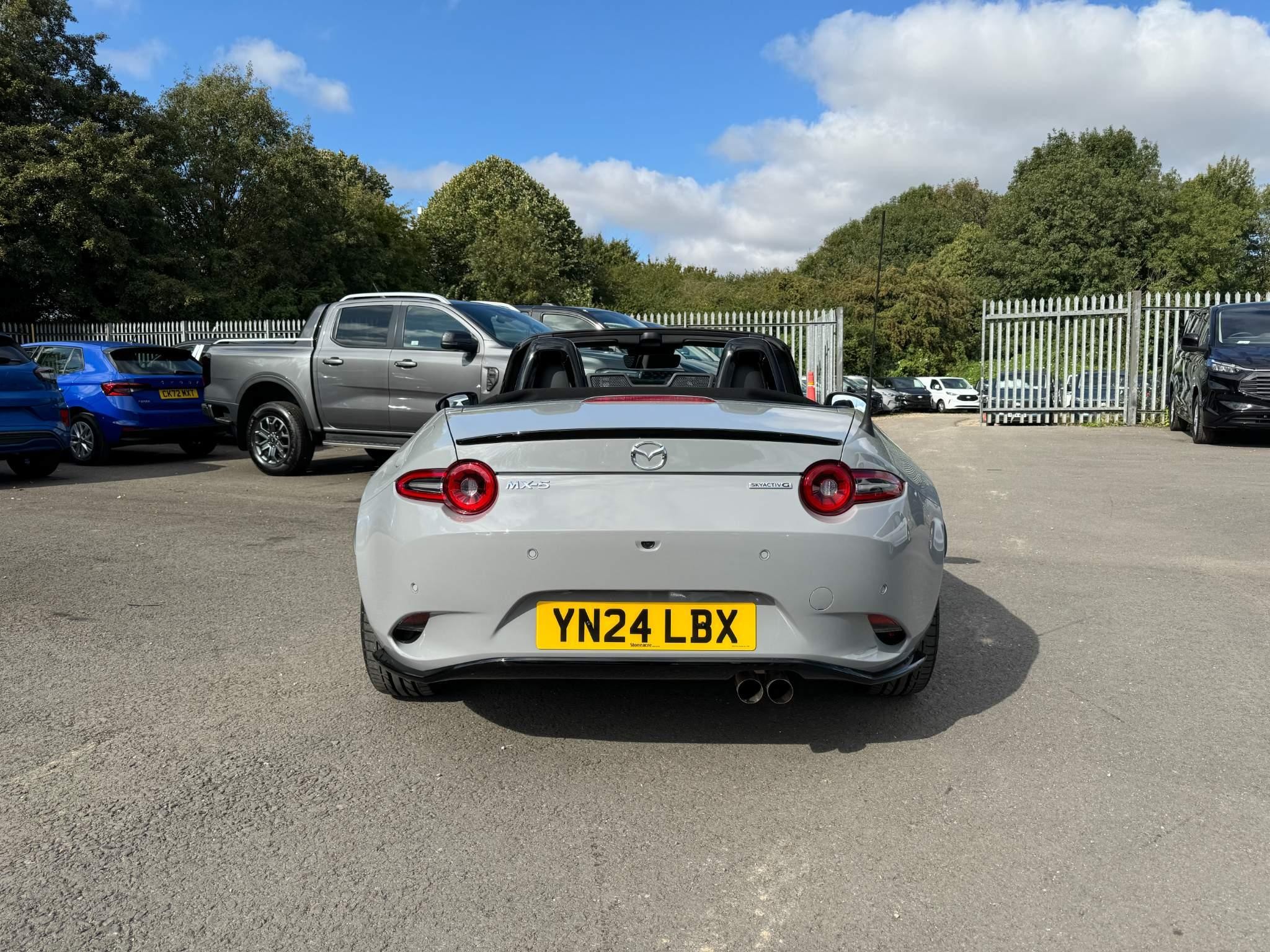 Mazda MX-5 Image 34