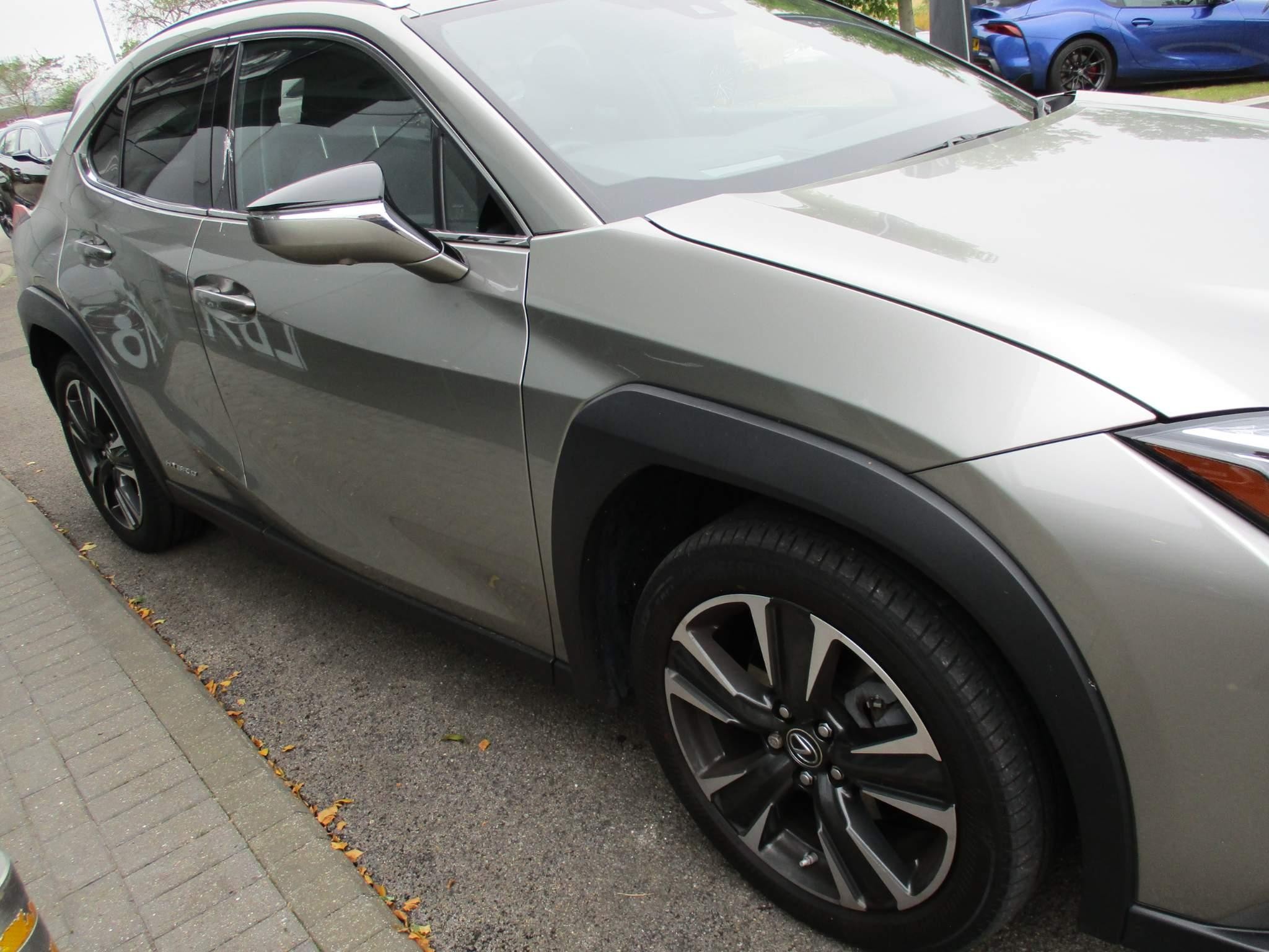 Lexus UX Image 43