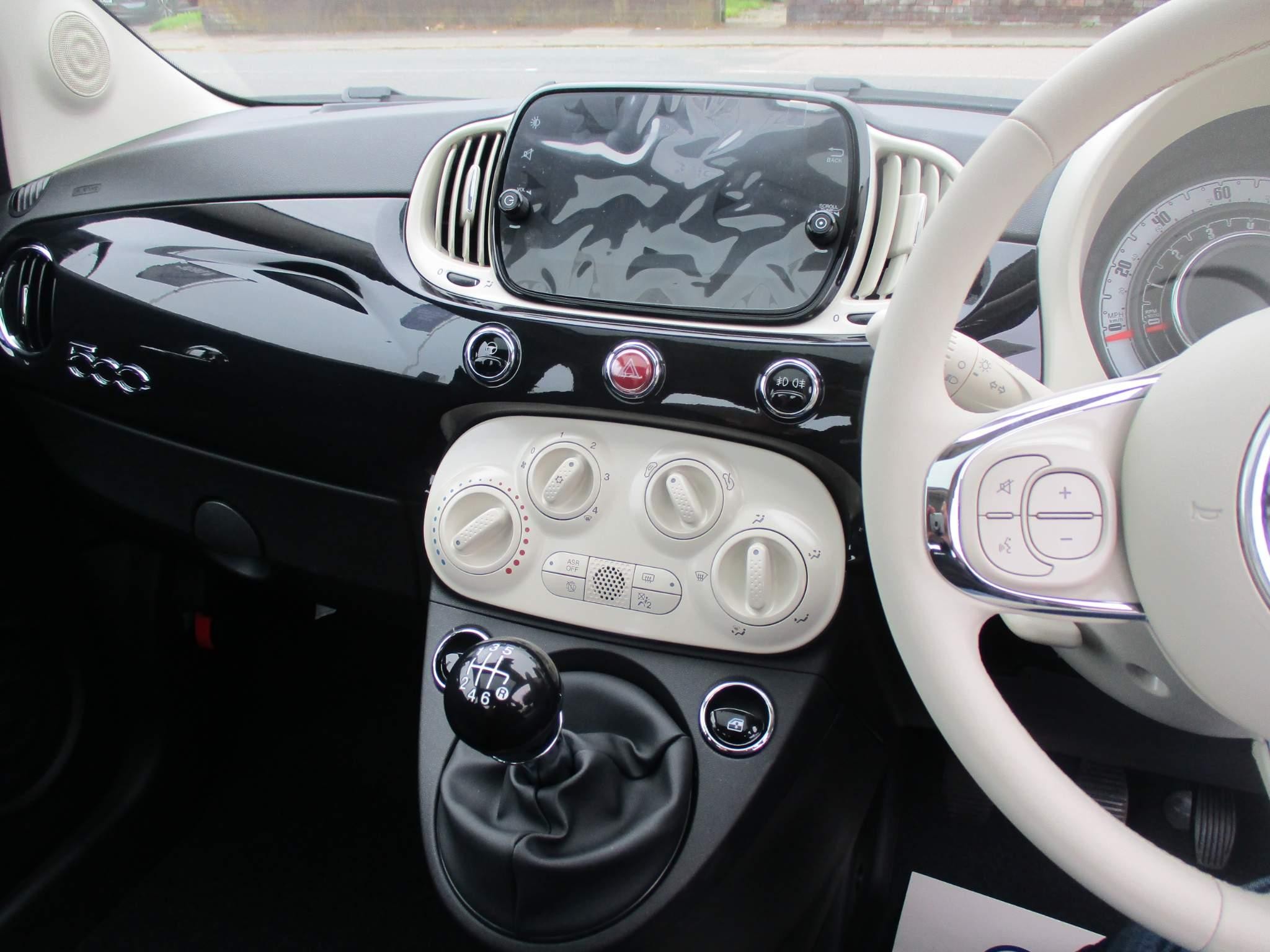 Fiat 500 Hybrid Image 14