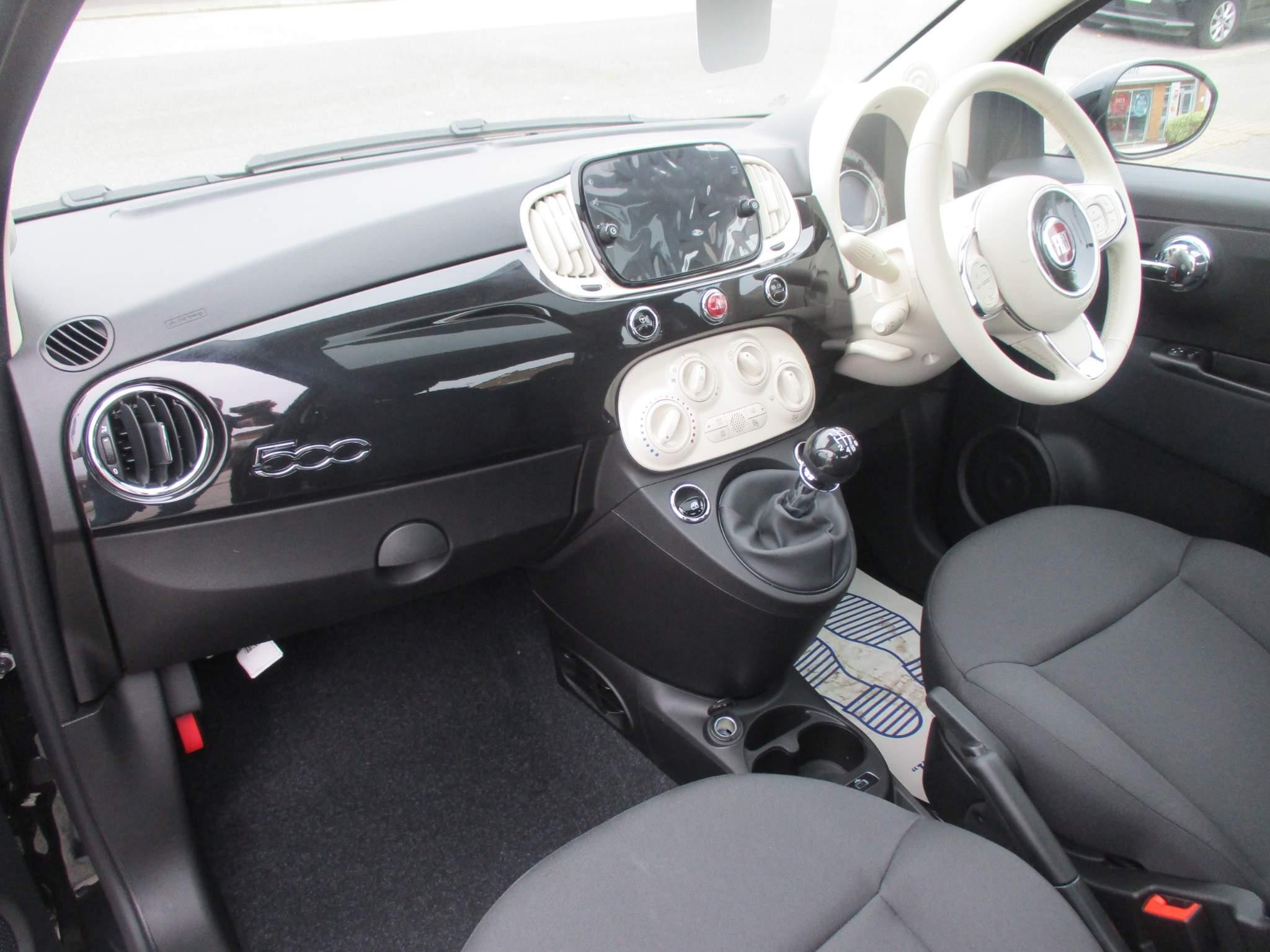 Fiat 500 Hybrid Image 16