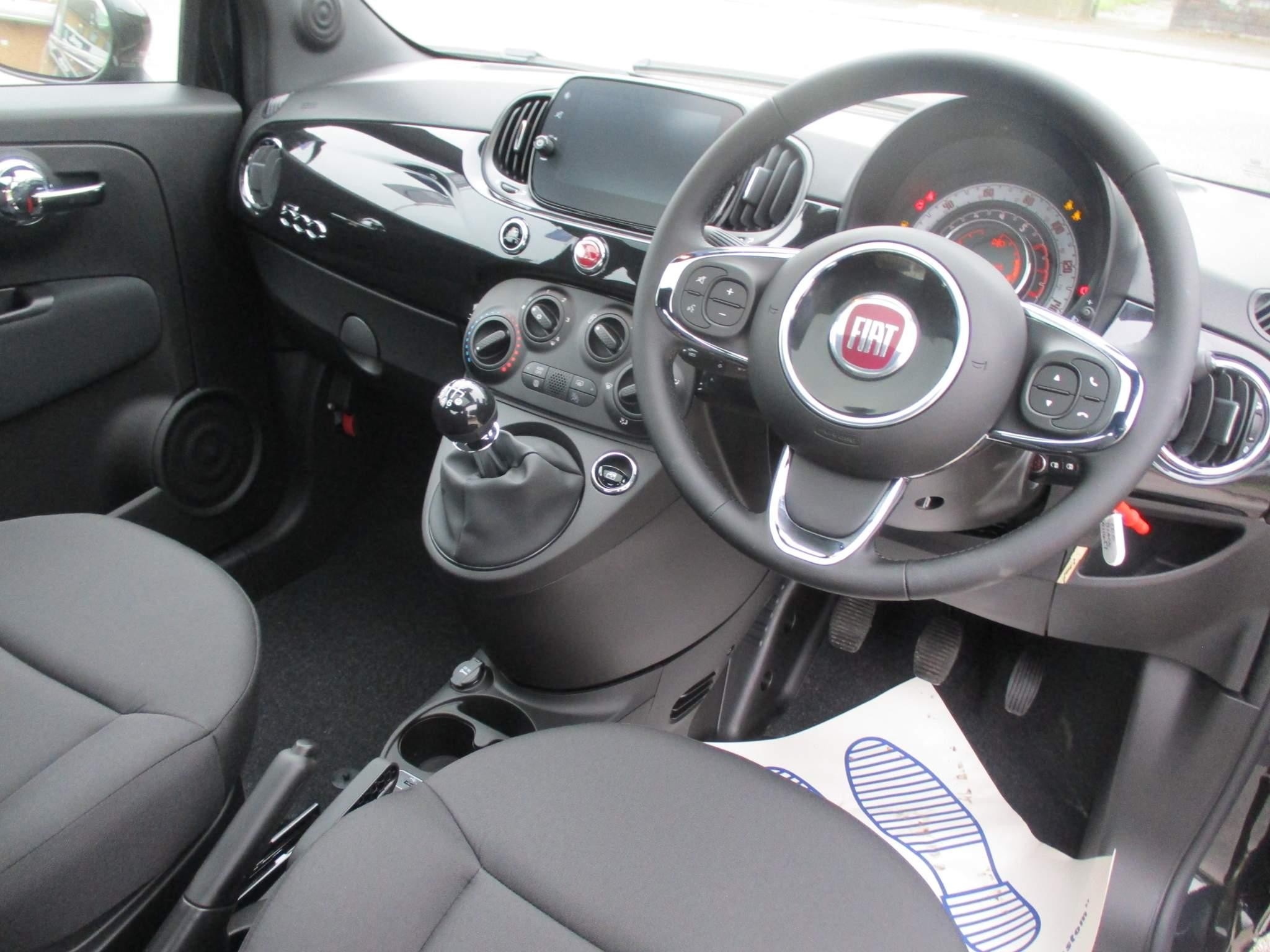 Fiat 500 Hybrid Image 11