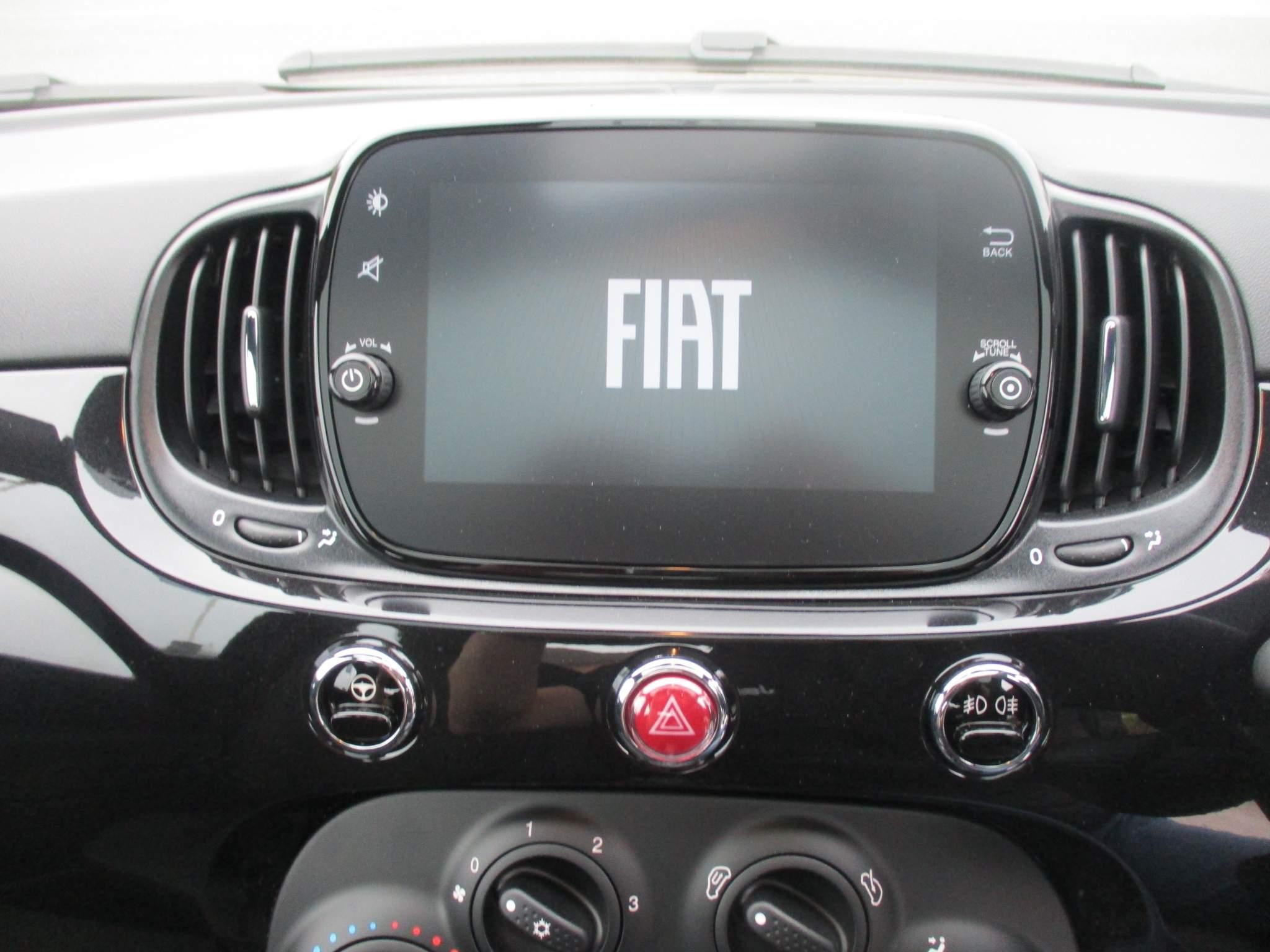 Fiat 500 Hybrid Image 13