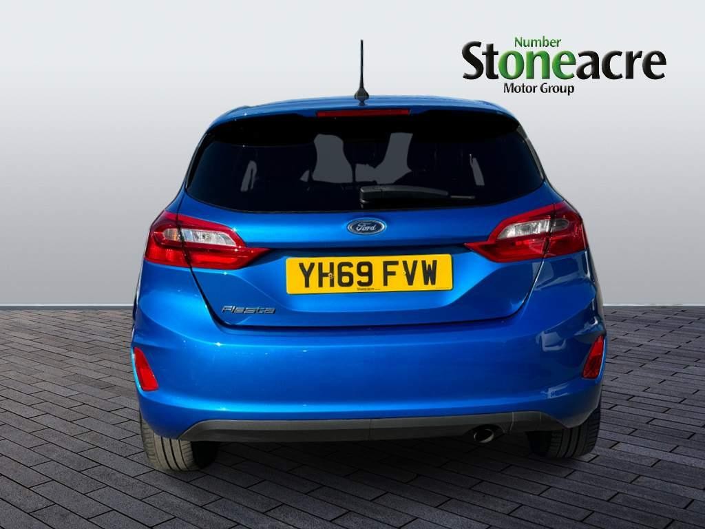 Ford Fiesta Image 4