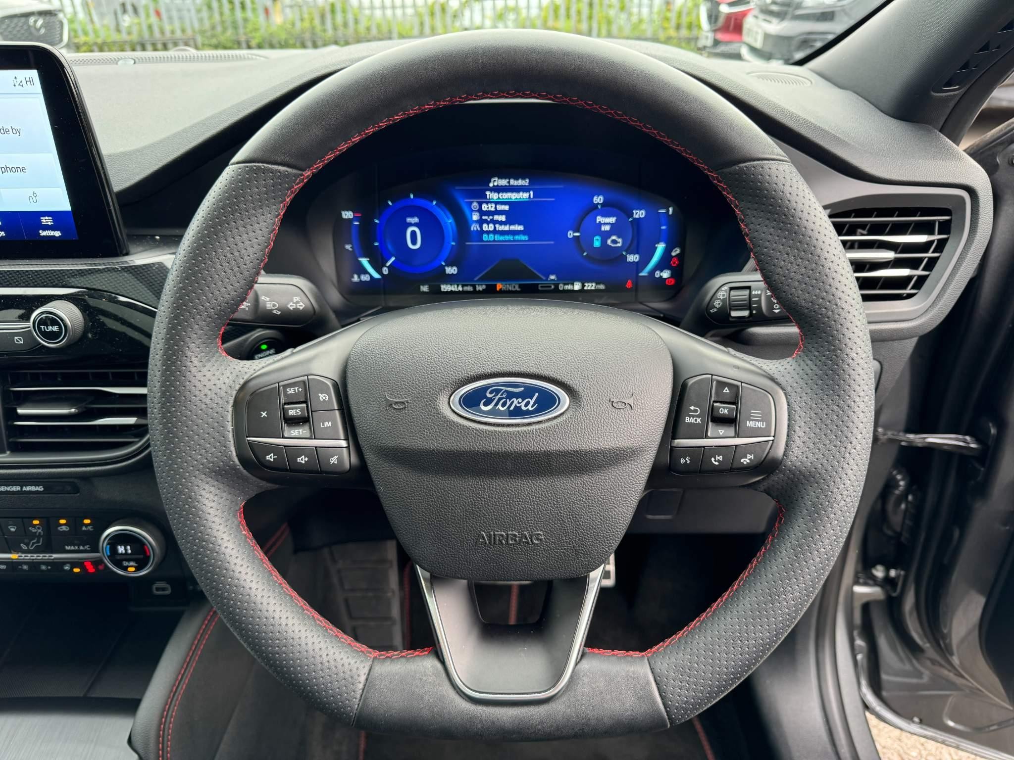 Ford Kuga Image 10