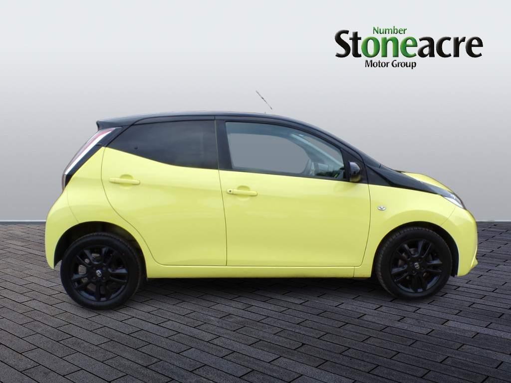 Toyota Aygo Image 2