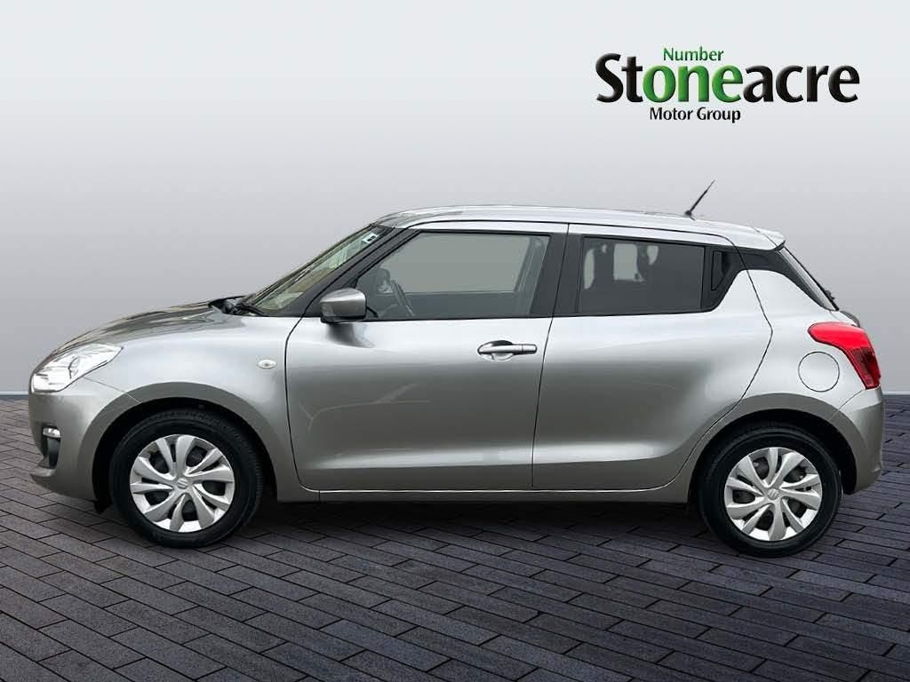 Suzuki Swift Image 6