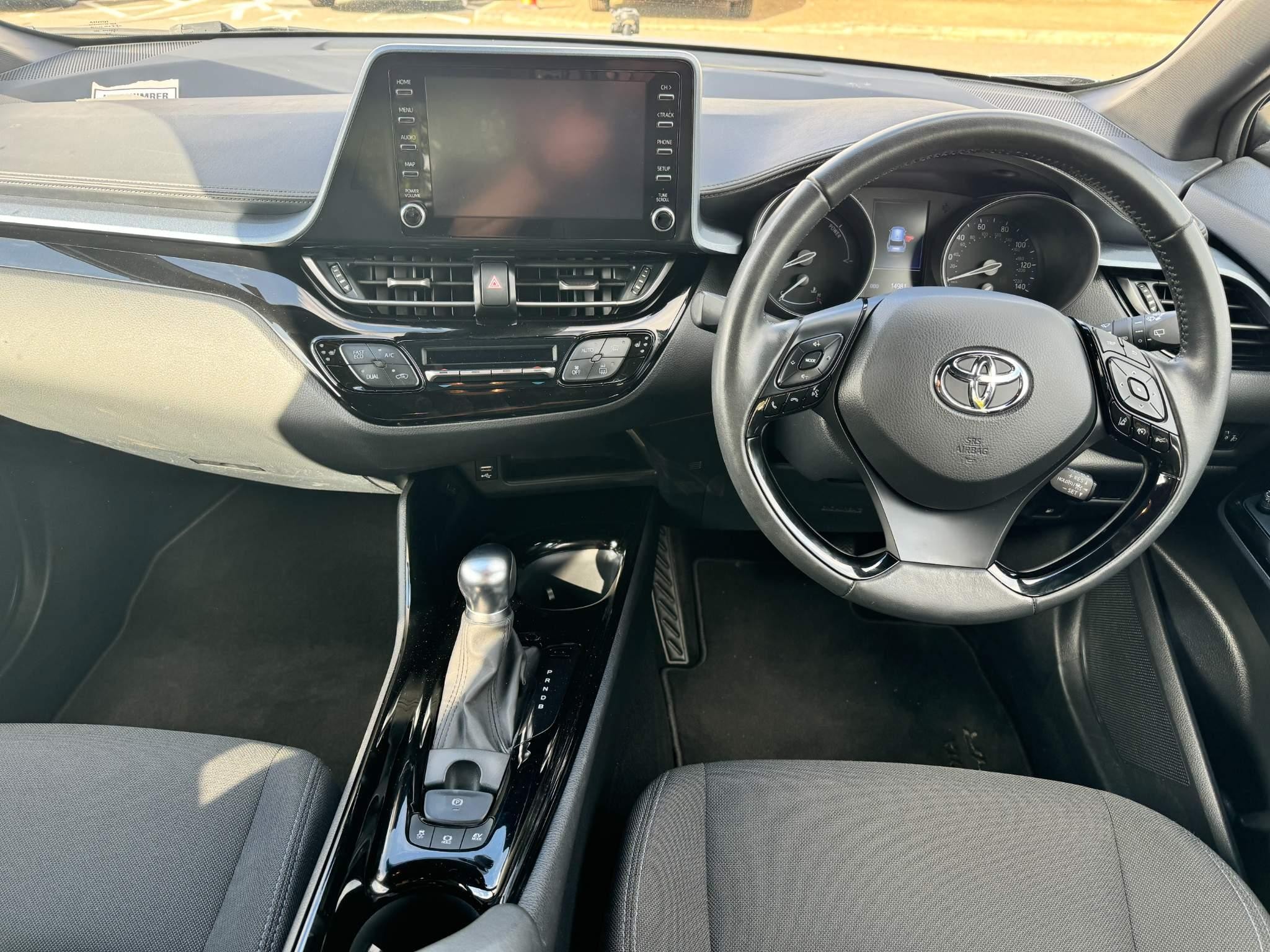 Toyota C-HR Image 15