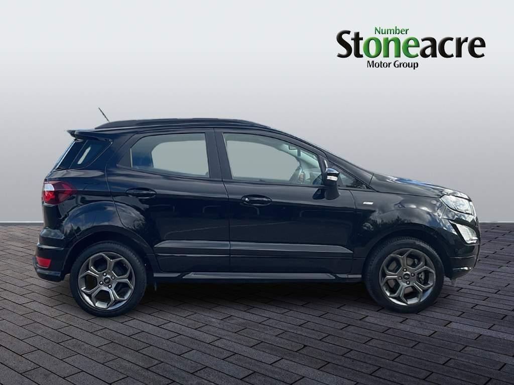 Ford EcoSport Image 2