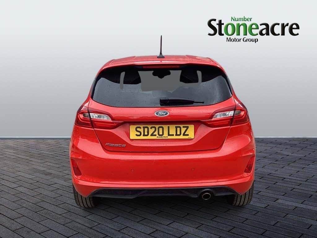 Ford Fiesta Image 4