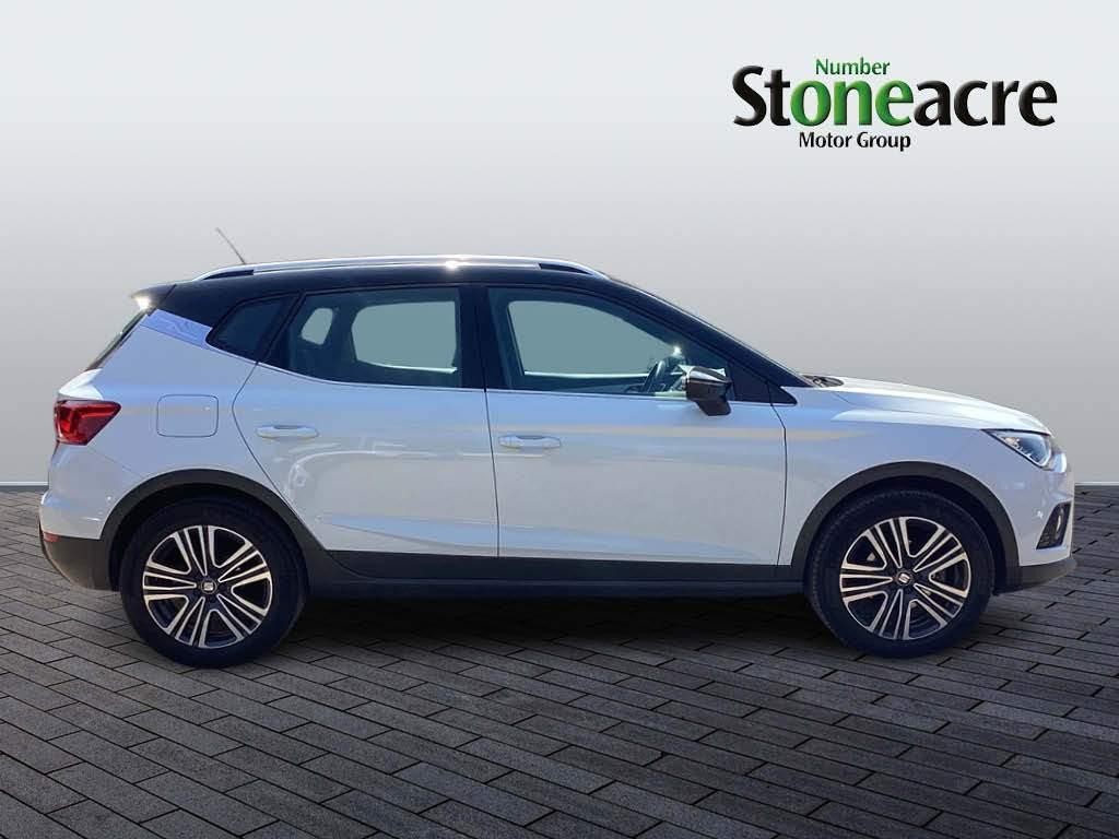 SEAT Arona Image 2