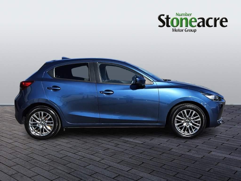 Mazda Mazda2 Image 2