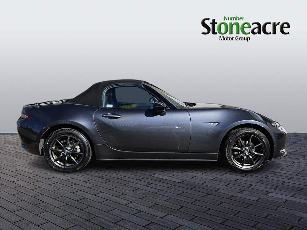 Mazda MX-5 Image 2