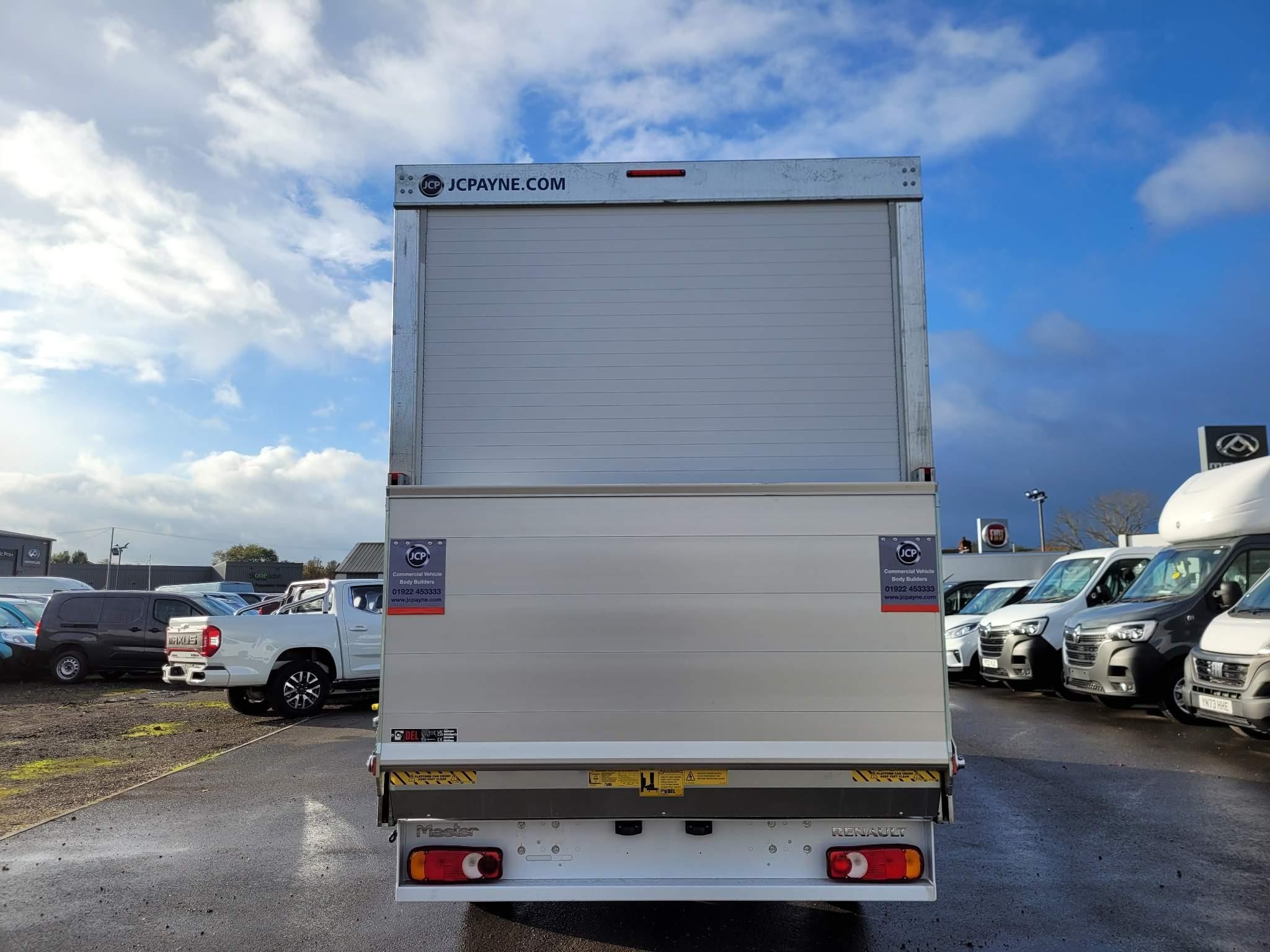 Renault Master Image 8