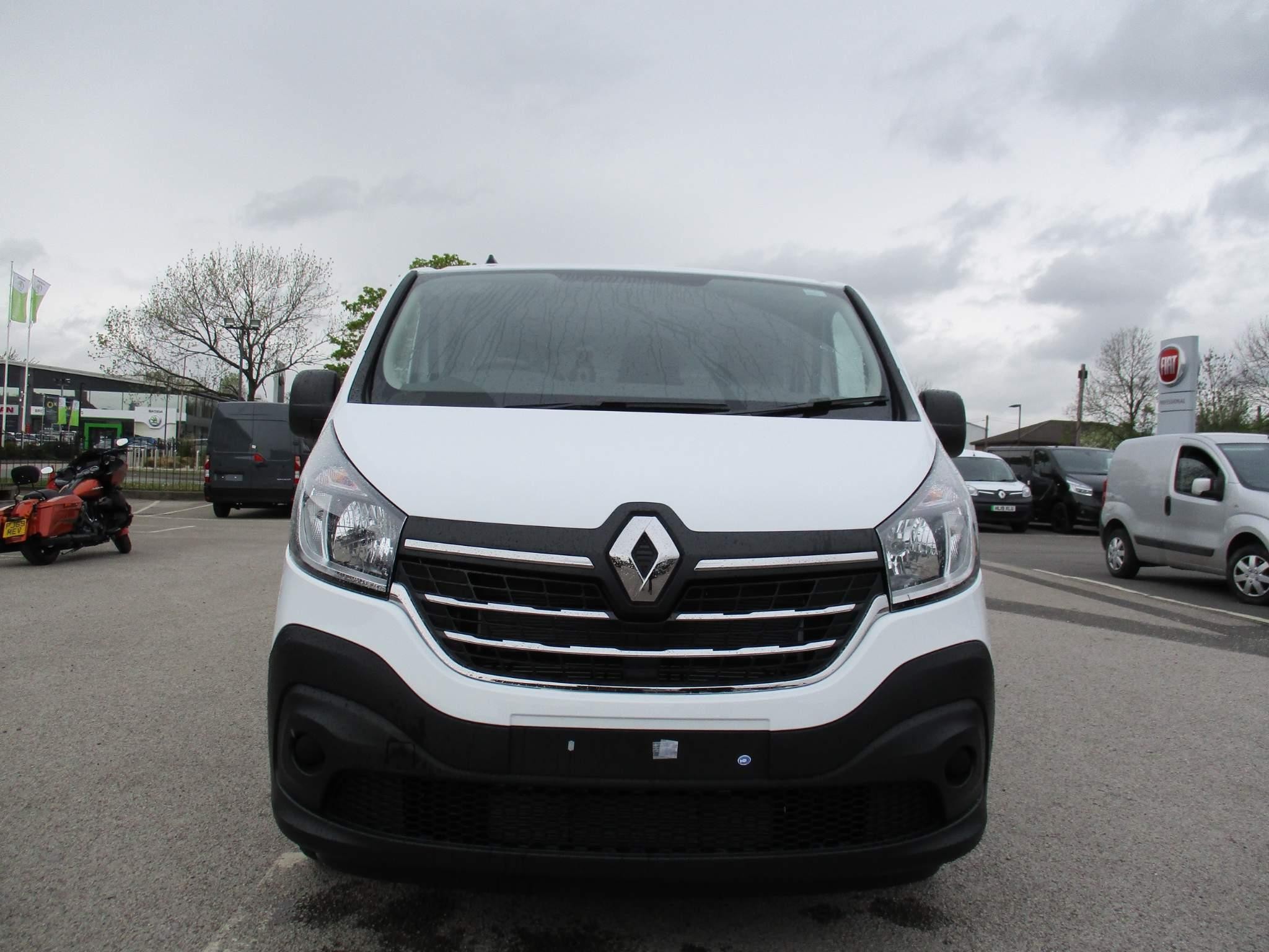 Renault Trafic Image 8