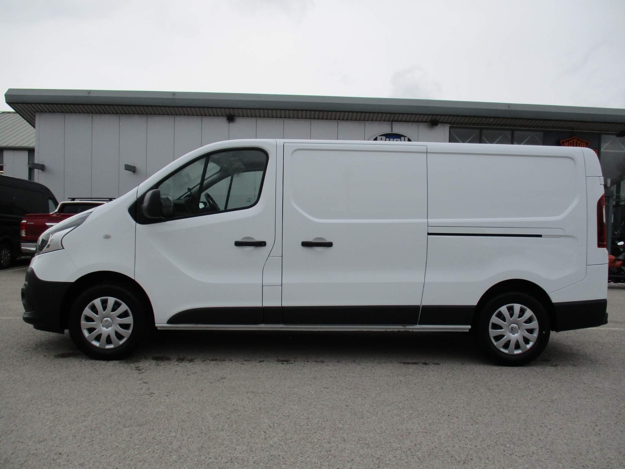 Renault Trafic Image 9