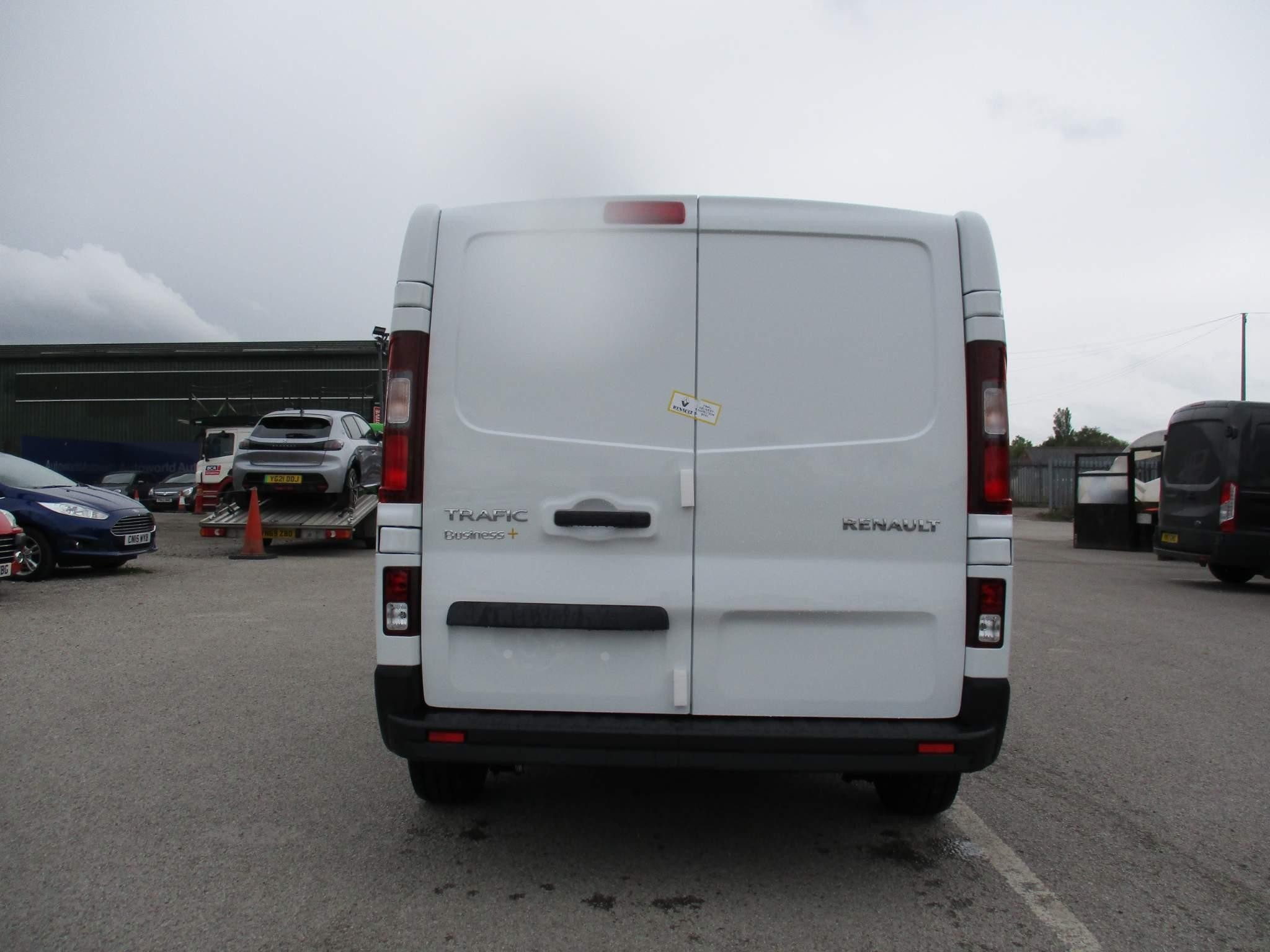 Renault Trafic Image 11