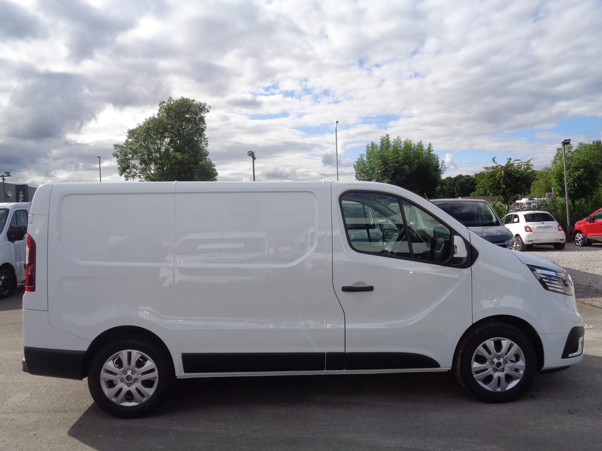 Renault Trafic Image 3