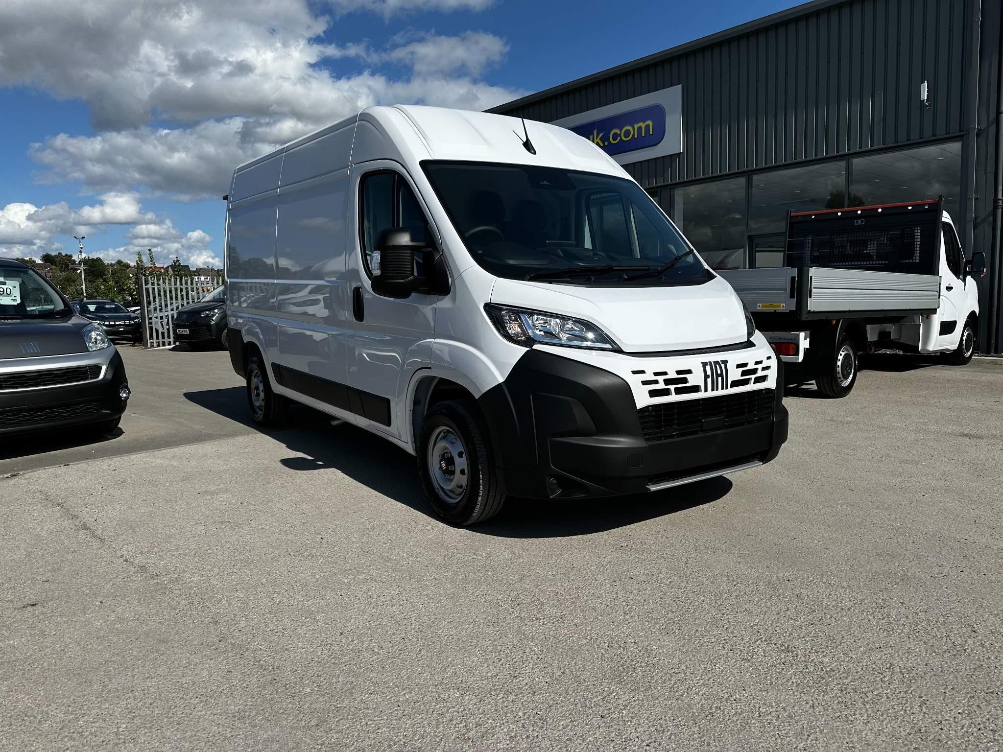 Fiat Ducato Panel Van Image 1