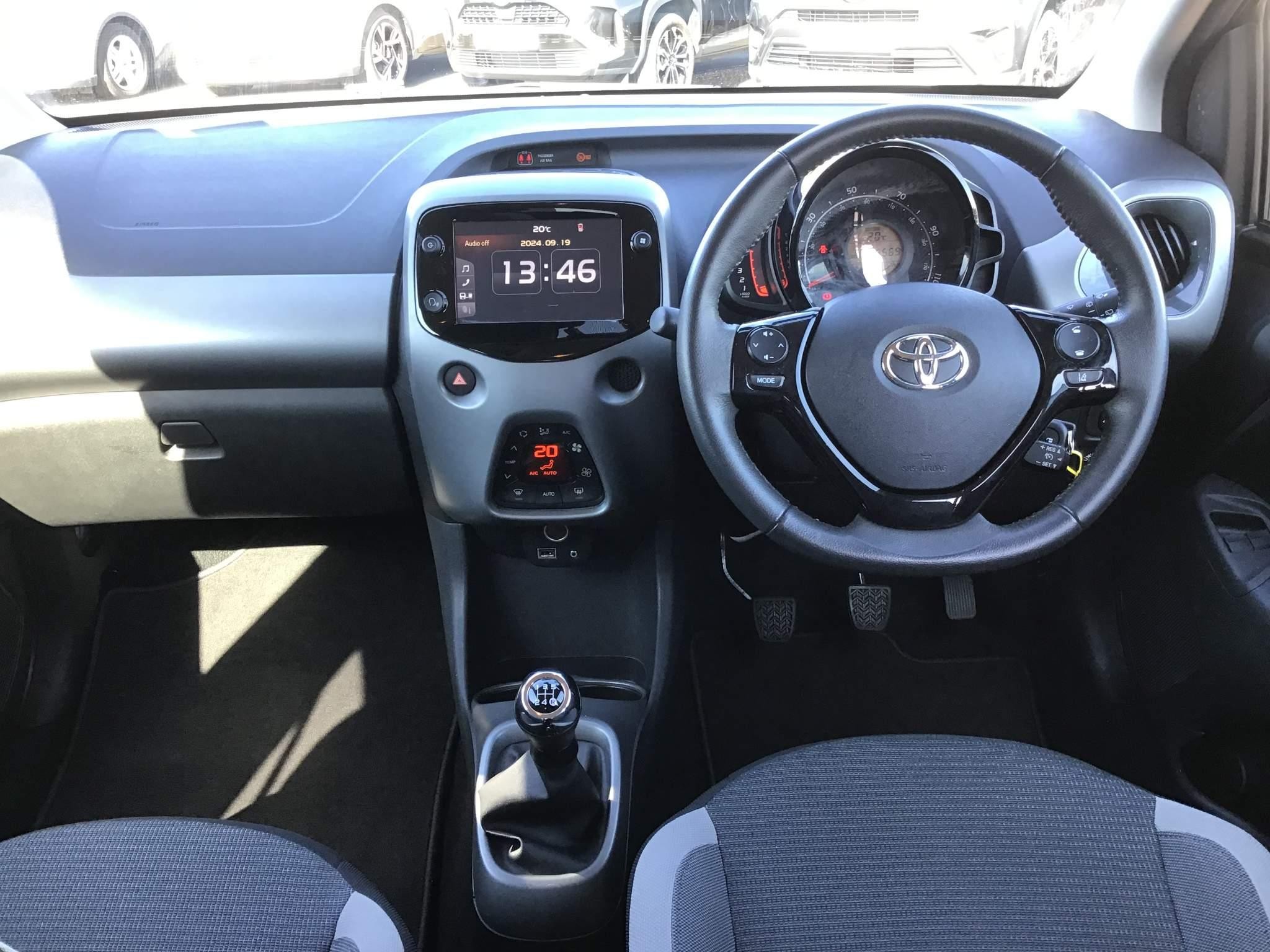 Toyota Aygo Image 14