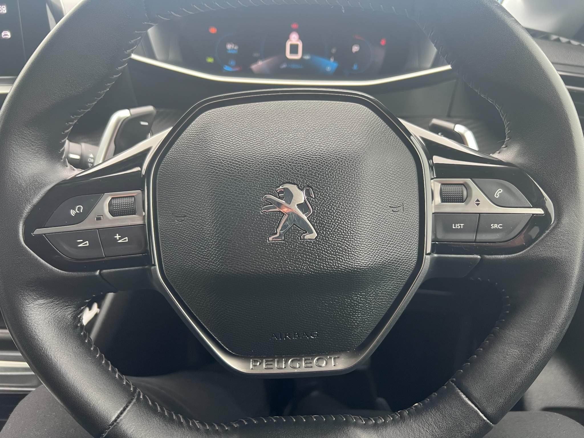 Peugeot 208 Image 24