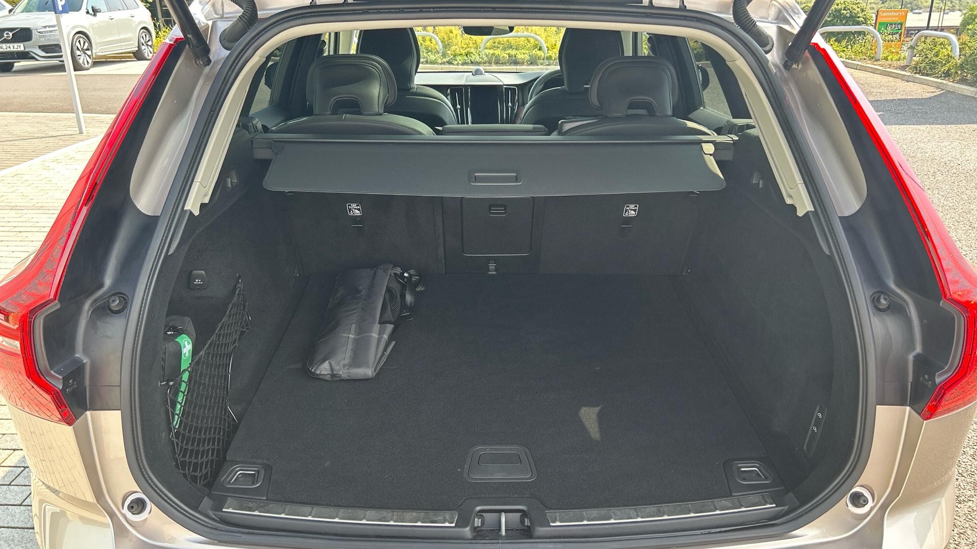 Volvo XC60 Image 17