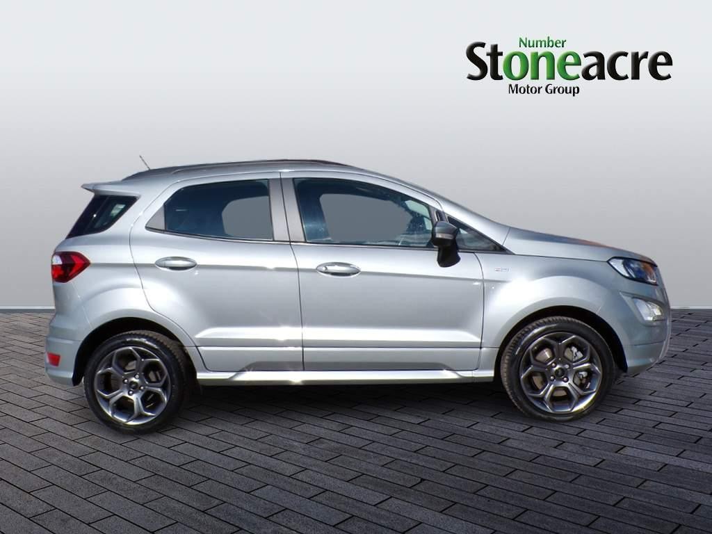 Ford EcoSport Image 2