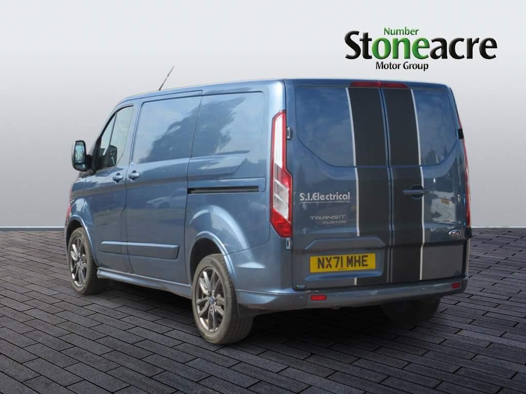 Ford Transit Custom Image 4