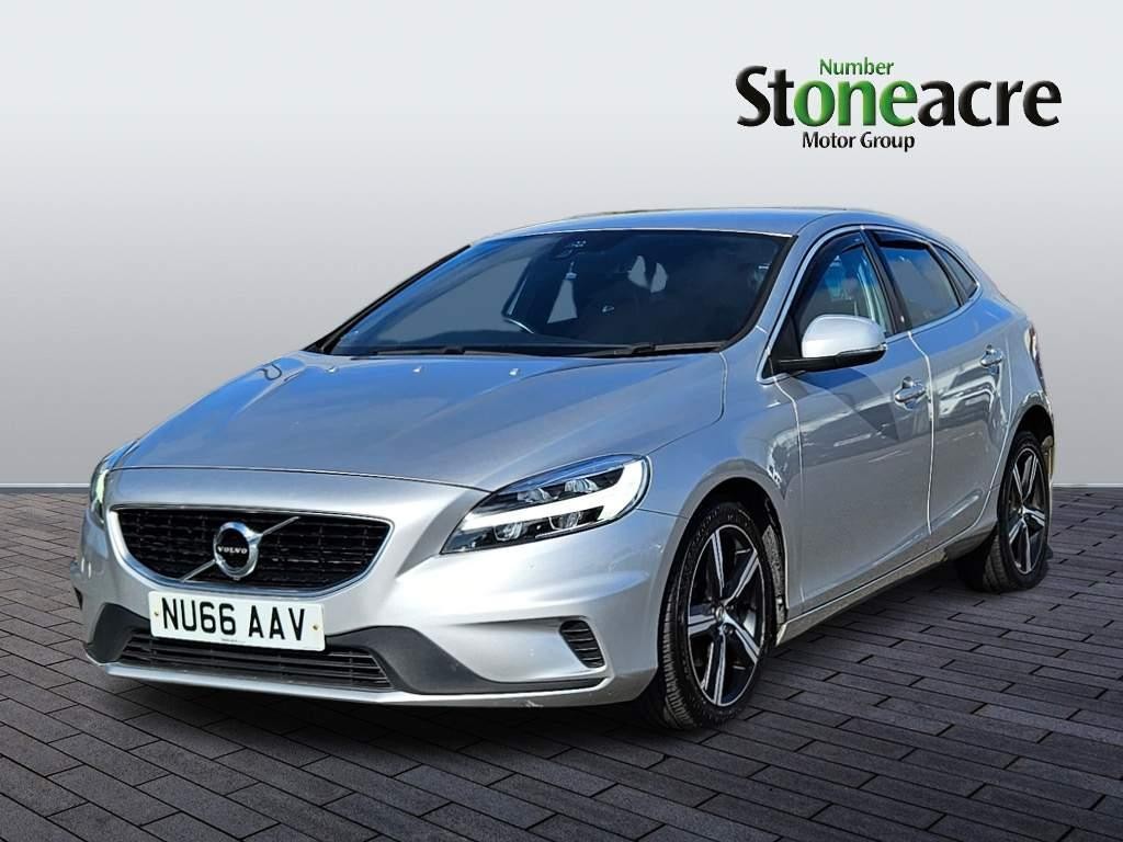 Volvo V40 Image 6