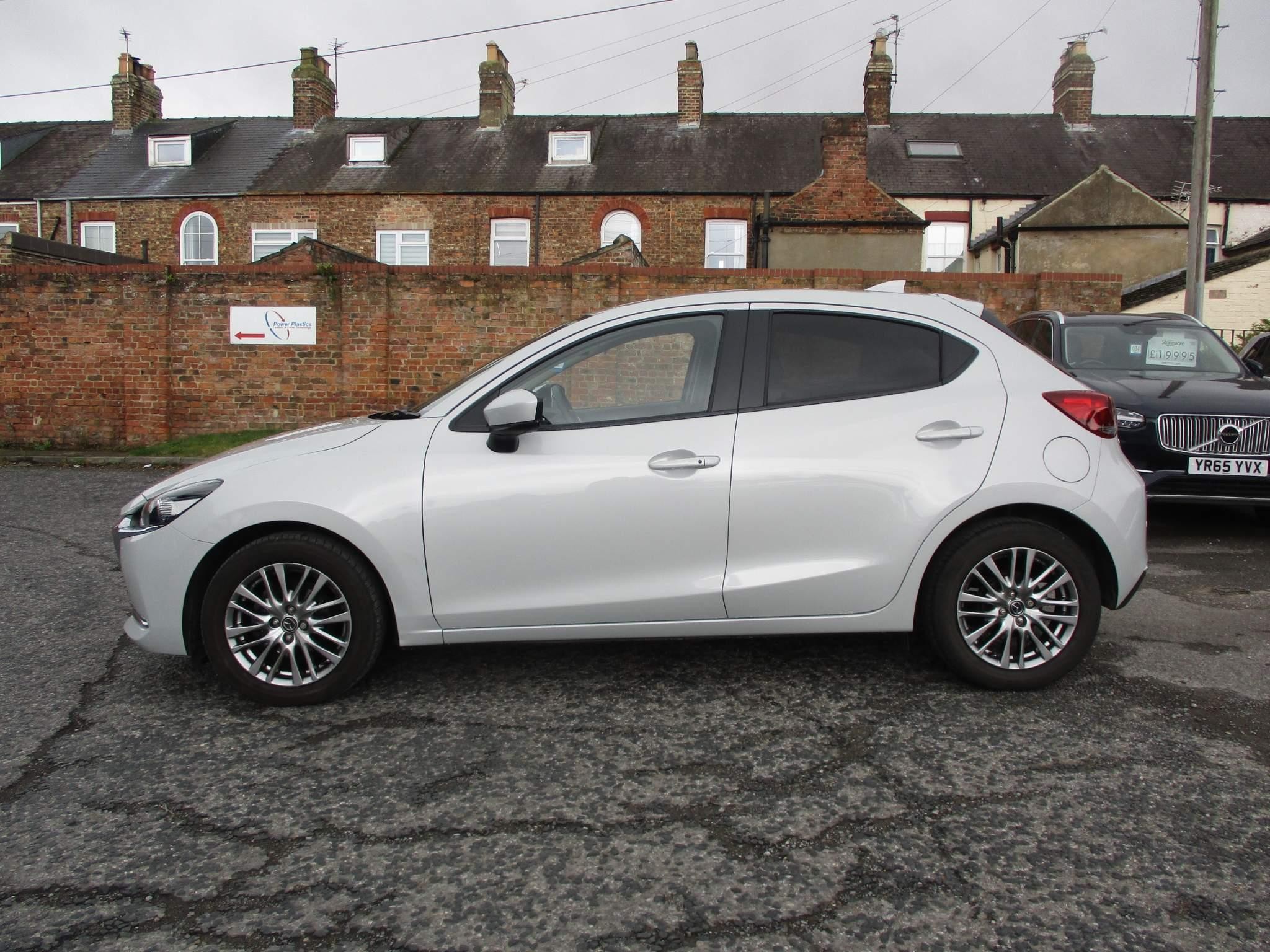 Mazda Mazda2 Image 15