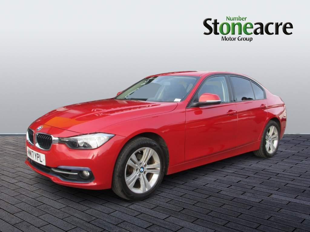 BMW 3 Series Image 6