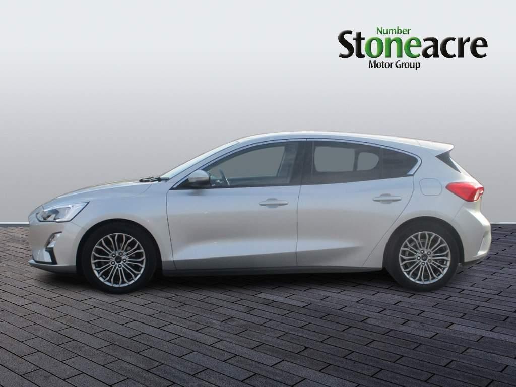 Ford Focus Image 6