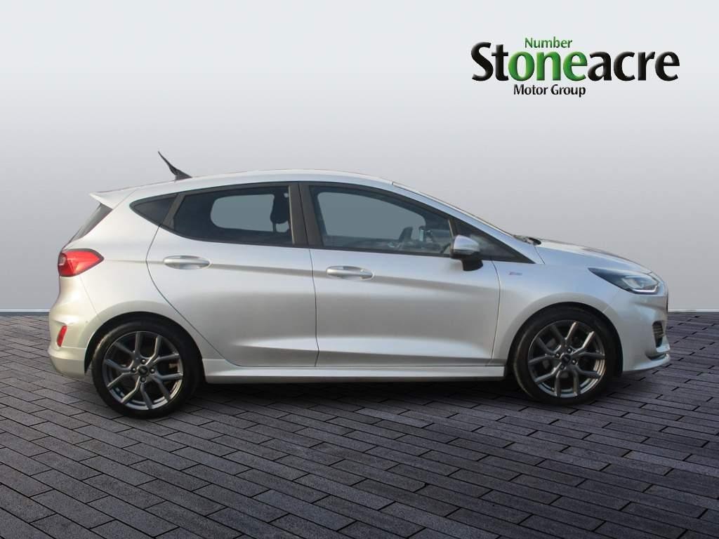 Ford Fiesta Image 2