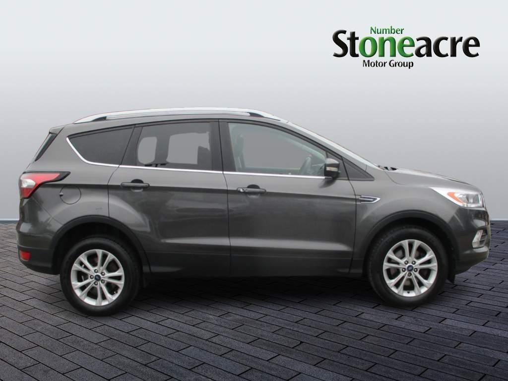 Ford Kuga Image 2