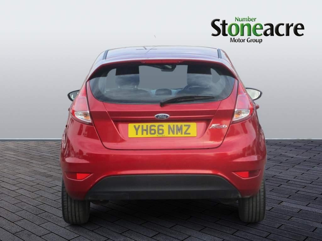 Ford Fiesta Image 4