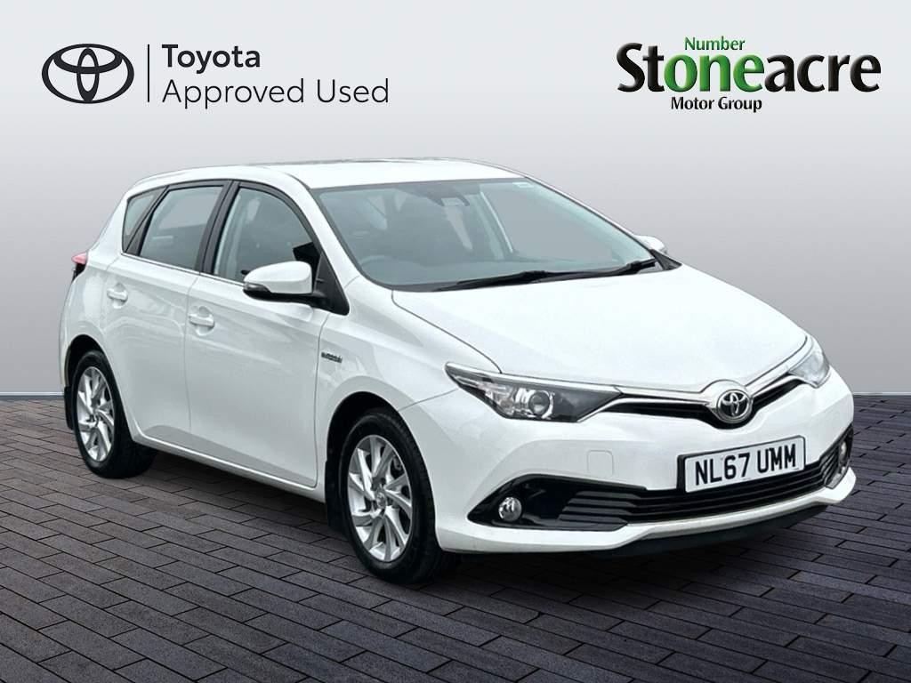 Toyota Auris Image 1