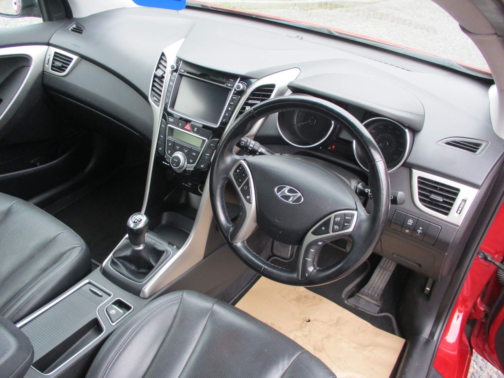 Hyundai i30 Image 14