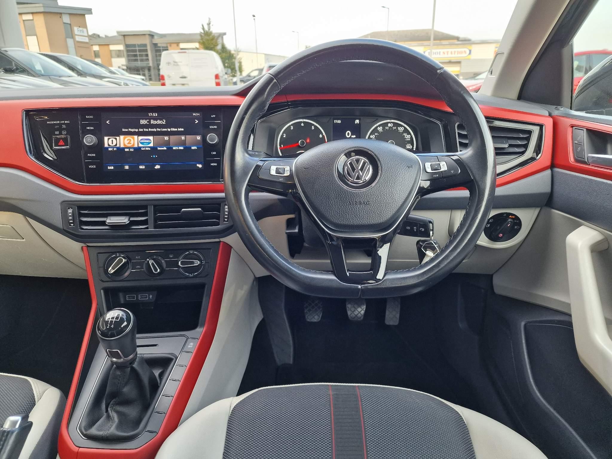 Volkswagen Polo Image 6