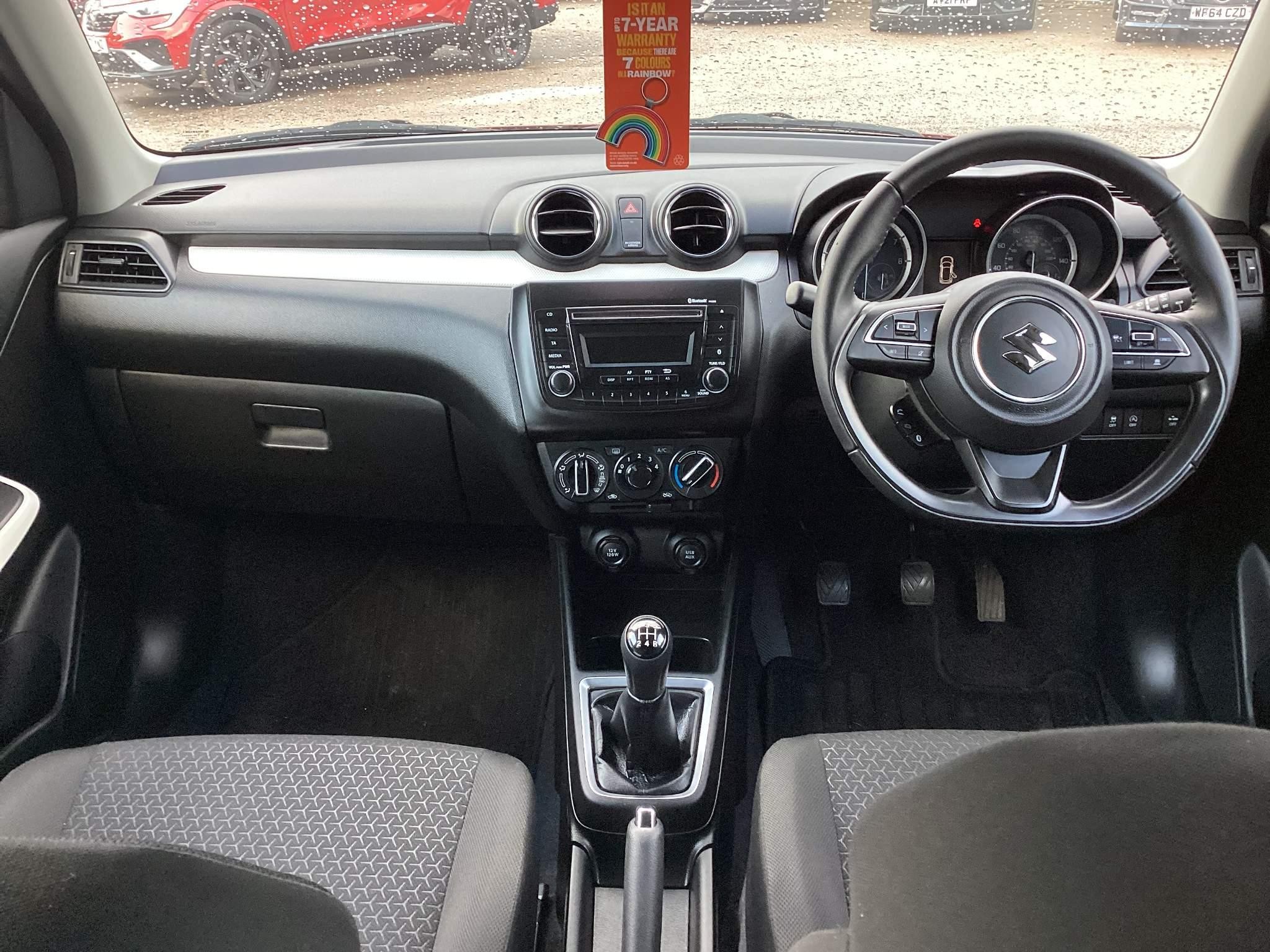 Suzuki Swift Image 11