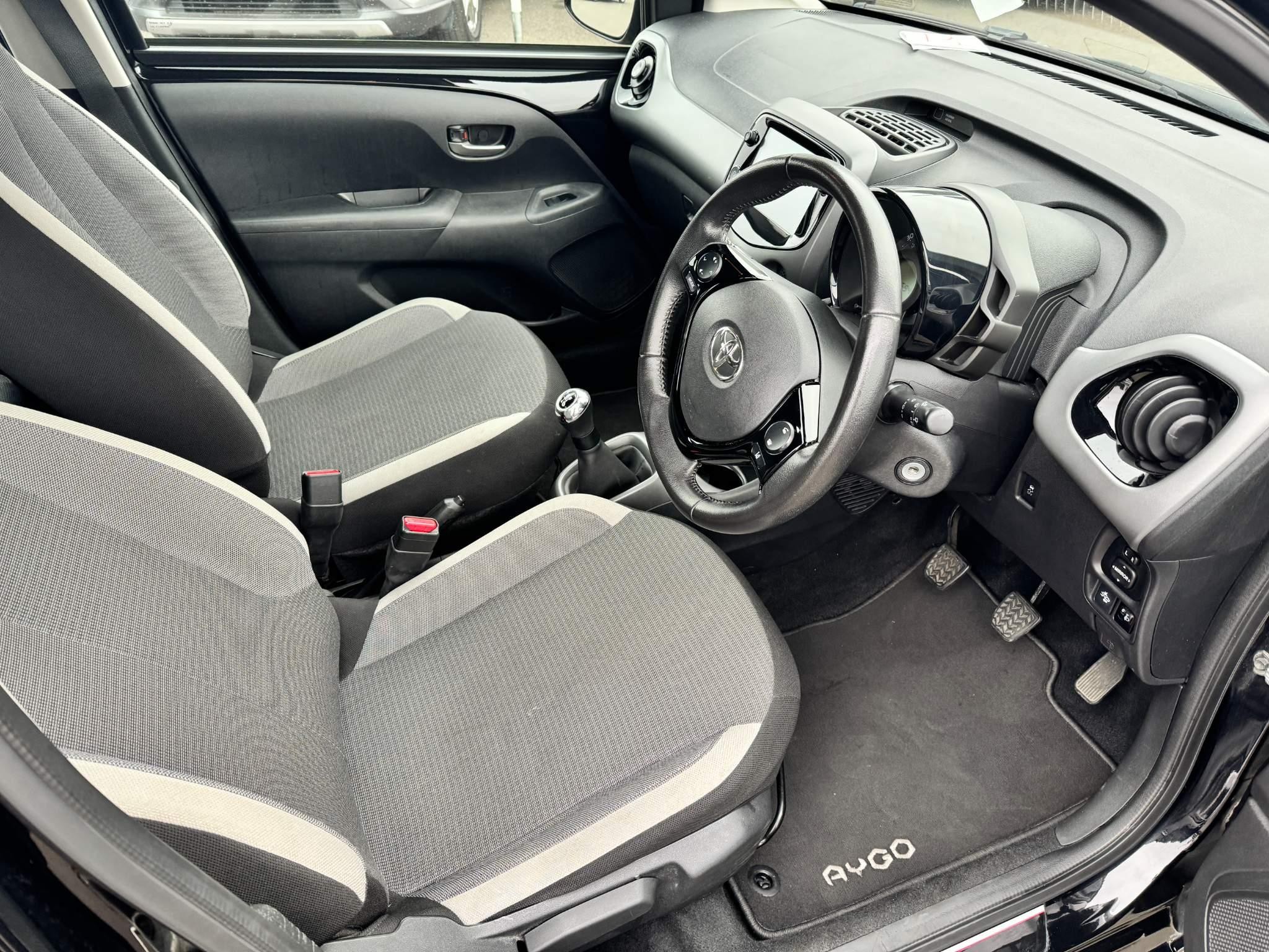 Toyota Aygo Image 11