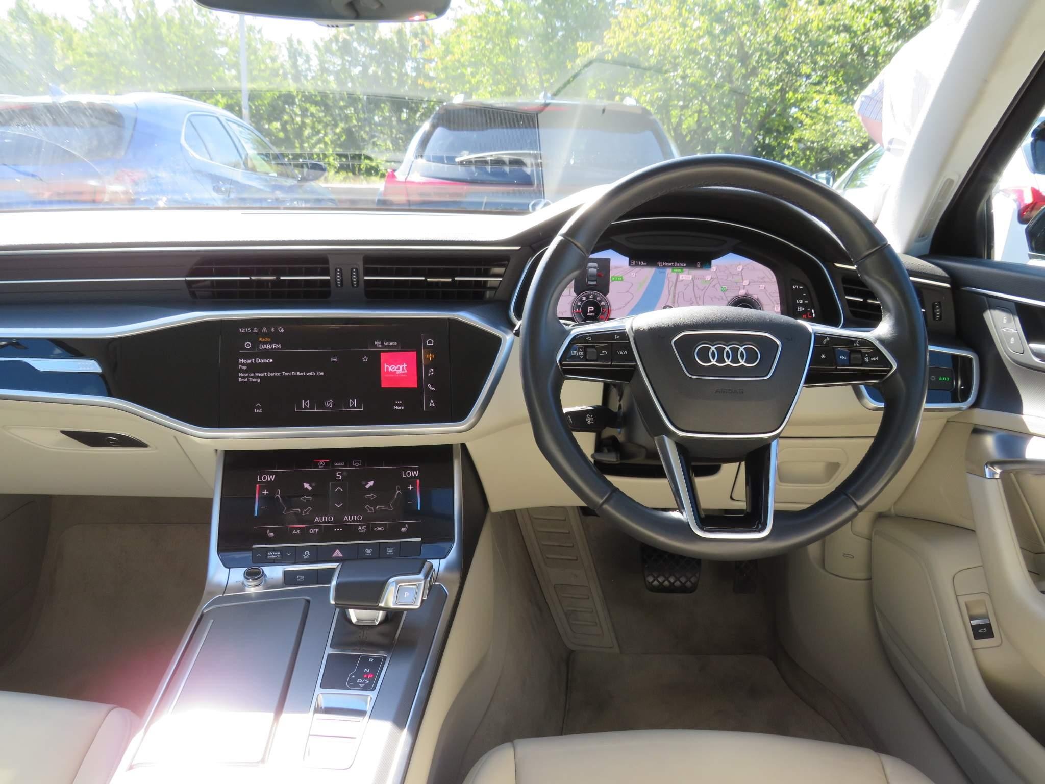 Audi A6 Saloon Image 14