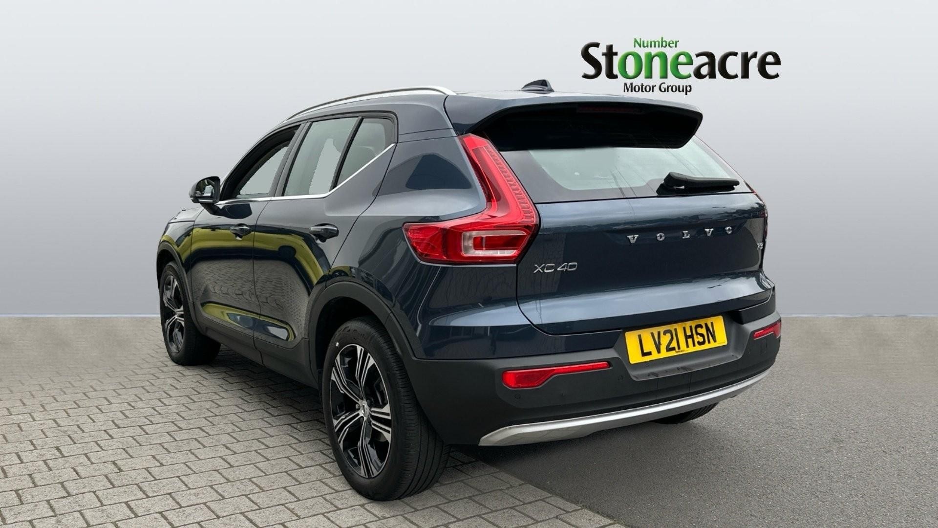 Volvo XC40 Image 2