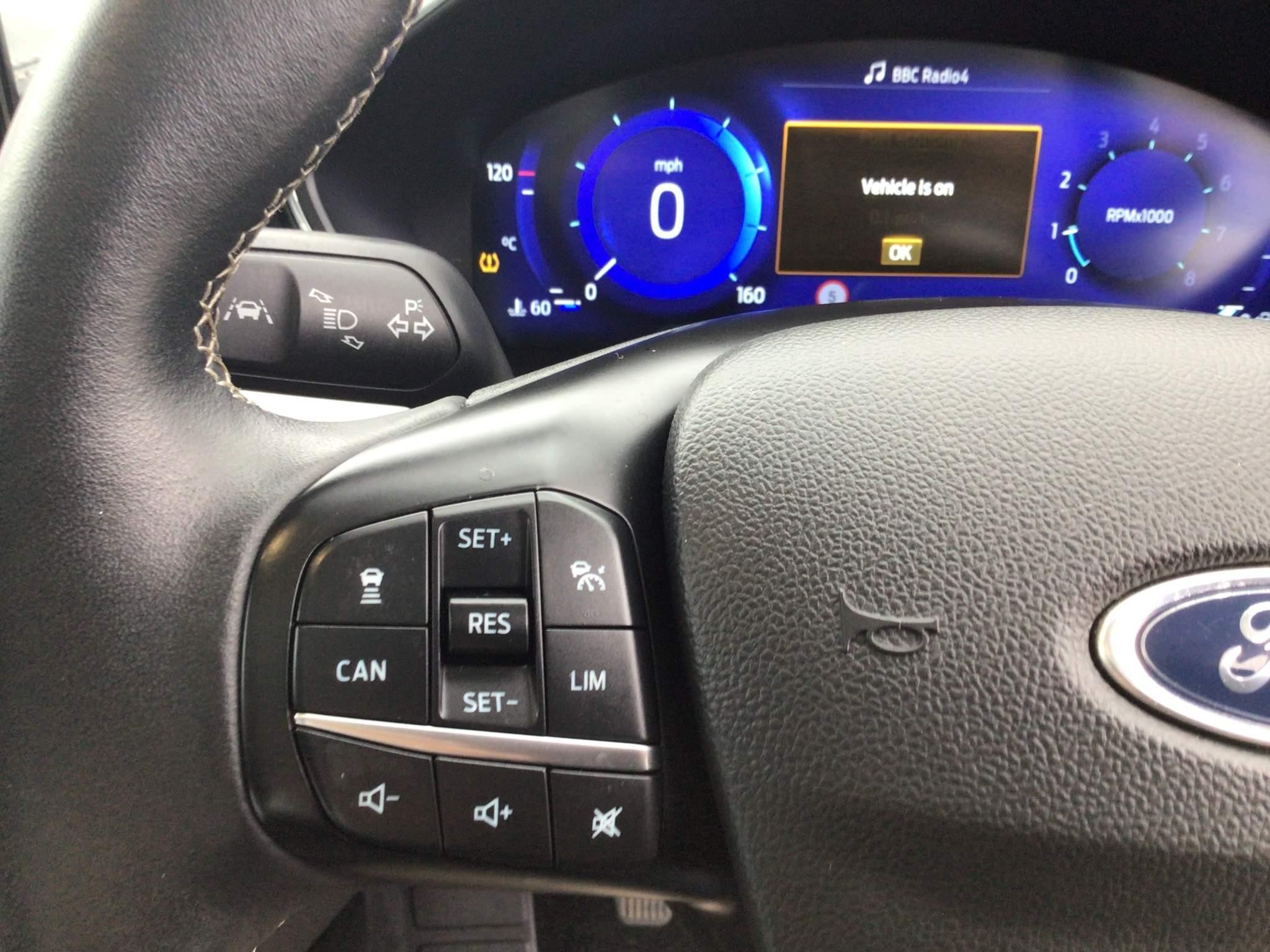 Ford Focus Image 18