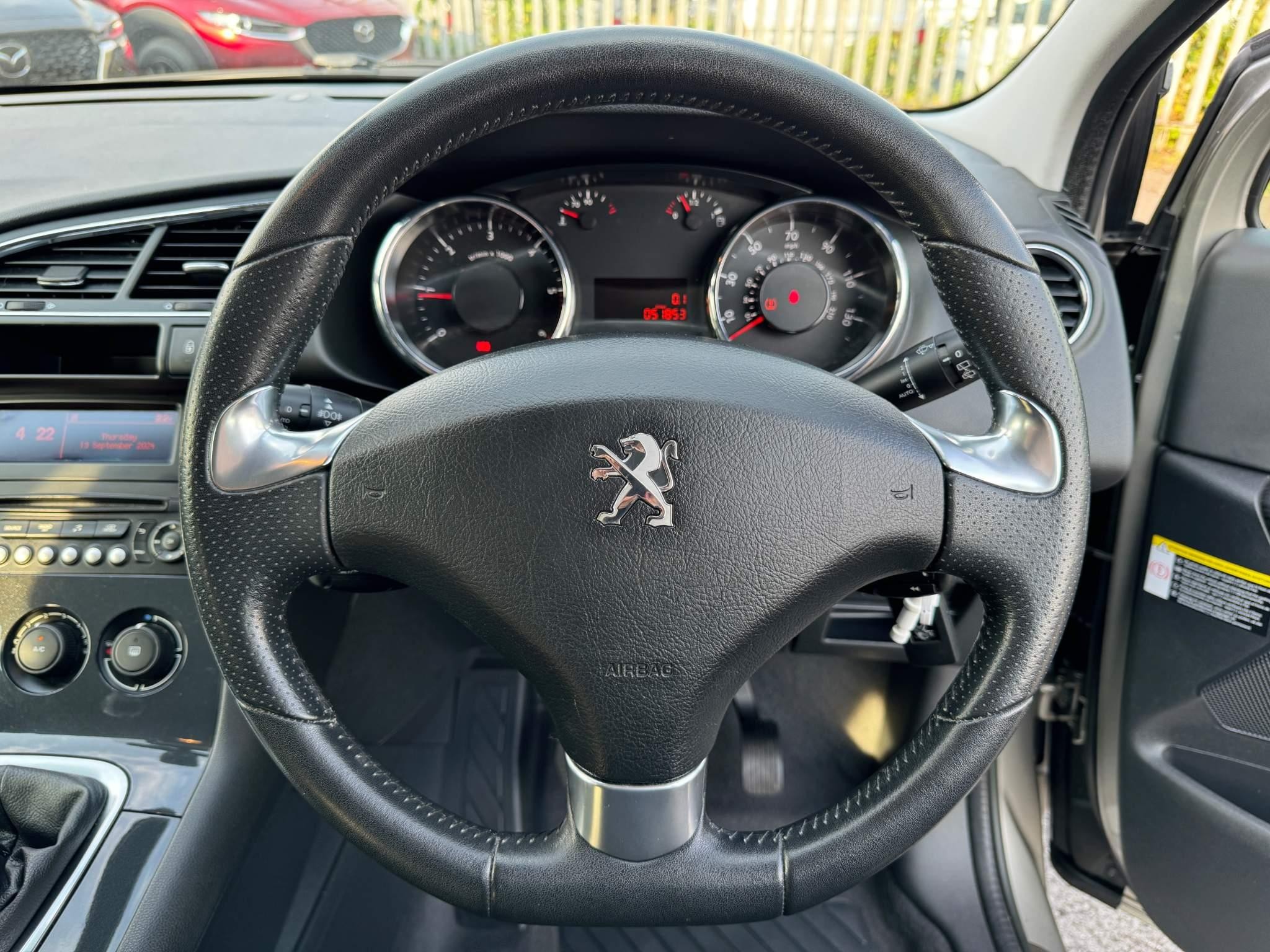 Peugeot 3008 Image 10