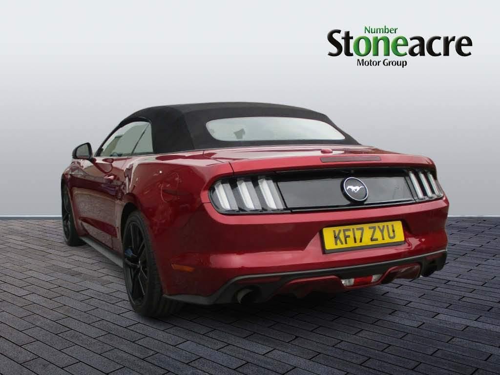 Ford Mustang Convertible Image 5