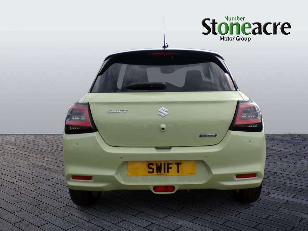 Suzuki Swift Image 4