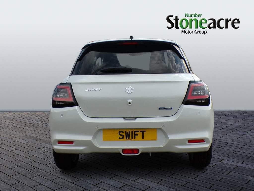 Suzuki Swift Image 4