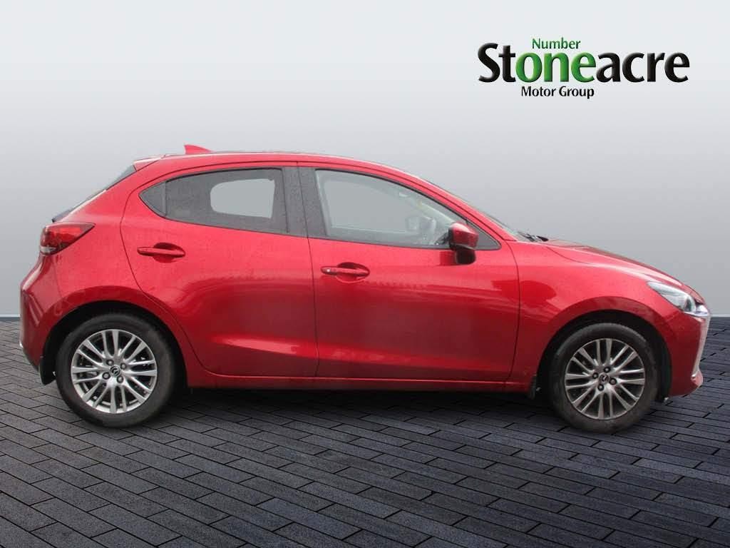 Mazda Mazda2 Image 2