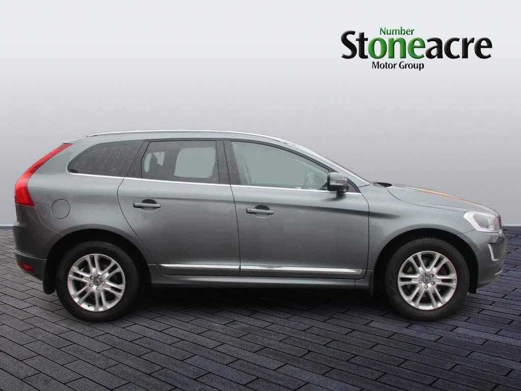 Volvo XC60 Image 2