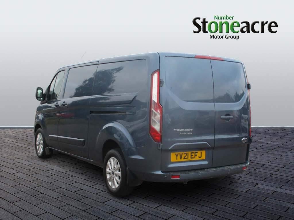 Ford Transit Custom Image 5